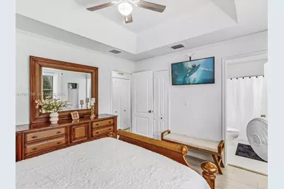 7377 NW 174th Ter #105, Hialeah, FL 33015 - Photo 24