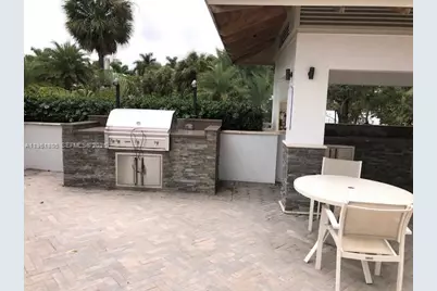 2801 NE 183rd St #709W, Aventura, FL 33160 - Photo 32
