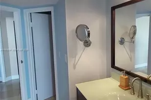 2333 Brickell Ave, Miami, FL 33129 - Photo 12