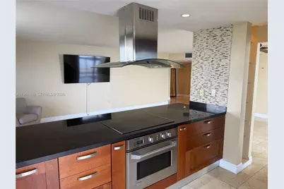 2333 Brickell Ave #602, Miami, FL 33129 - Photo 26