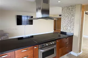 2333 Brickell Ave, Miami, FL 33129 - Photo 26