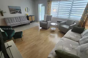 60 Markham C, Deerfield Beach, FL 33442 - Photo 4