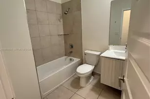 9113 NW 159th St, Miami Lakes, FL 33018 - Photo 20