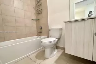 9113 NW 159th St, Miami Lakes, FL 33018 - Photo 24