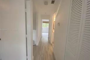 654 Woodgate Cir, Sunrise, FL 33326 - Photo 12