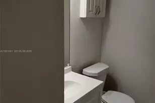 13355 SW 9th Ct, Pembroke Pines, FL 33027 - Photo 14