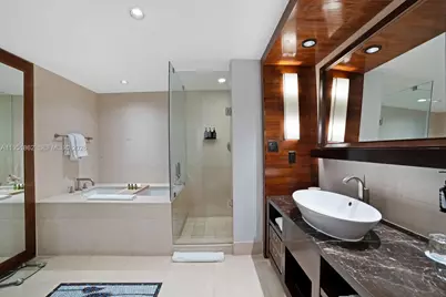 6801 Collins Ave #705, Miami Beach, FL 33141 - Photo 14
