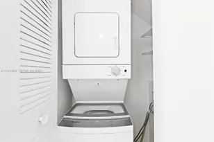 170 NW 158th St, Miami, FL 33169 - Photo 16