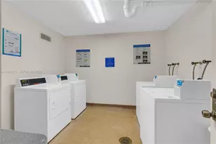 2780 NE 183rd St, Aventura, FL 33160 - Photo 42