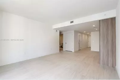 77 SE 5th St #2615, Miami, FL 33131 - Photo 56