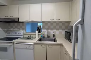 10431 N Kendall Dr, Miami, FL 33176 - Photo 4