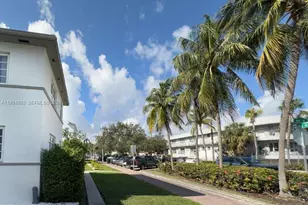 7124 Bay Dr, Miami Beach, FL 33141 - Photo 14
