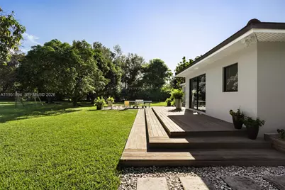 07325 SW 102nd St, Pinecrest, FL 33156 - Photo 32