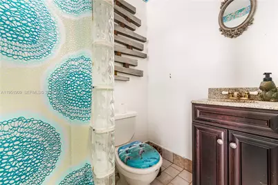 8065 W 14th Ct, Hialeah, FL 33014 - Photo 28