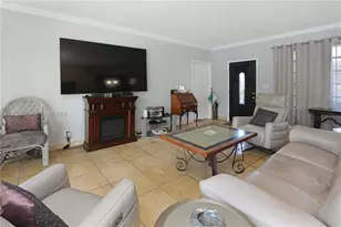 910 N 14th Ct, Hollywood, FL 33020 - Photo 18