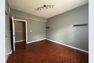 1402 Veracruz Ln, Weston, FL 33327 - Photo 24