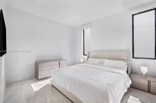 340 SW 20th Rd, Miami, FL 33129 - Photo 22