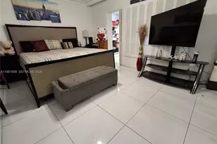 4511 Queen Palm Ln, Tamarac, FL 33319 - Photo 12