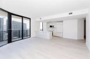 45 SW 9th St, Miami, FL 33130 - Photo 2