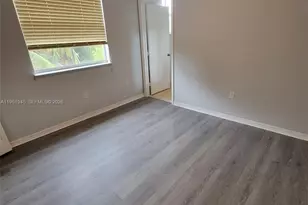 751 SE 2nd St, Homestead, FL 33030 - Photo 12