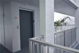 9450 Live Oak Pl, Davie, FL 33324 - Photo 4