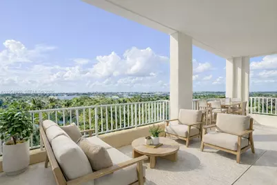 703 Crandon Blvd #PH-3, Key Biscayne, FL 33149 - Photo 2