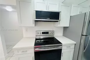 3070 NW 48th Terrace, Lauderdale Lakes, FL 33313 - Photo 6