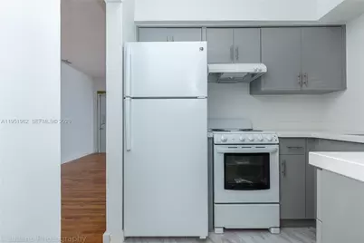 221 Antiquera Ave #3, Coral Gables, FL 33134 - Photo 16