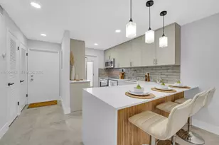 400 SE 10th St, Deerfield Beach, FL 33441 - Photo 6