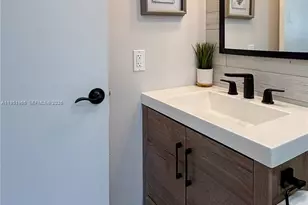 400 SE 10th St, Deerfield Beach, FL 33441 - Photo 20