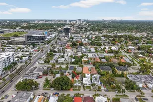 623 NE 4th St, Hallandale Beach, FL 33009 - Photo 24