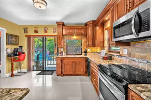 21424 NE 19th Ct, Miami, FL 33179 - Photo 14