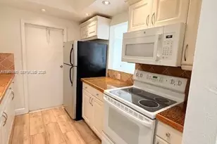 13858 SW 90th Ave, Miami, FL 33176 - Photo 2