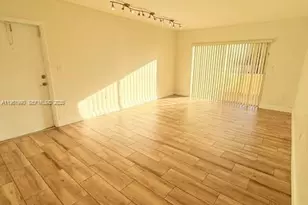 13858 SW 90th Ave, Miami, FL 33176 - Photo 6