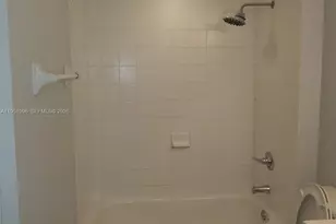 36 NW 6th Ave, Miami, FL 33128 - Photo 4