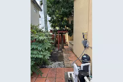 14241 SW 36th St, Miami, FL 33175 - Photo 18