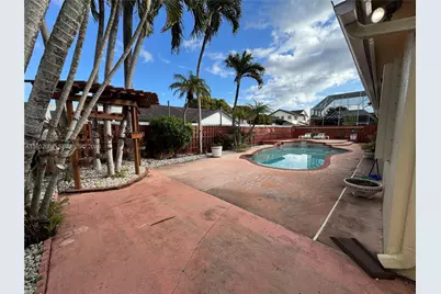 14241 SW 36th St, Miami, FL 33175 - Photo 14