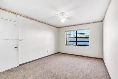 18370 Mediterranean Blvd #1-25, Hialeah, FL 33015 - Photo 16