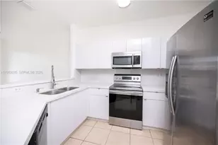 2532 SE 15th Ct, Homestead, FL 33035 - Photo 8