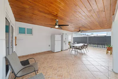 1310 SW 78th Ave, Miami, FL 33144 - Photo 14