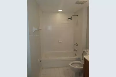 36 NW 6th Ave #603, Miami, FL 33128 - Photo 4