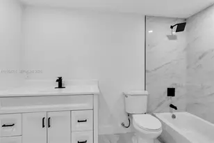 75 NW 160th St, Miami, FL 33169 - Photo 14