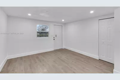 75 NW 160th St, Miami, FL 33169 - Photo 18