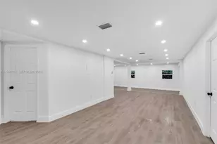 75 NW 160th St, Miami, FL 33169 - Photo 10