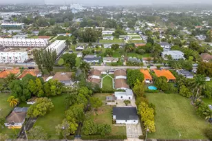 75 NW 160th St, Miami, FL 33169 - Photo 36