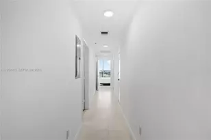 90 SW 3rd St, Miami, FL 33130 - Photo 14