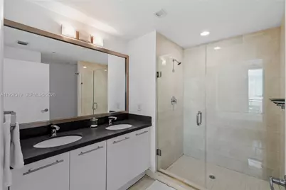 90 SW 3rd St #3609, Miami, FL 33130 - Photo 18