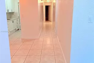 824 SW 12th Ct, Fort Lauderdale, FL 33315 - Photo 8