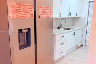 824 SW 12th Ct, Fort Lauderdale, FL 33315 - Photo 6