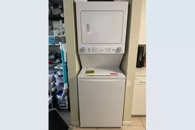 1090 NW 123rd Ct #816, Miami, FL 33182 - Photo 10